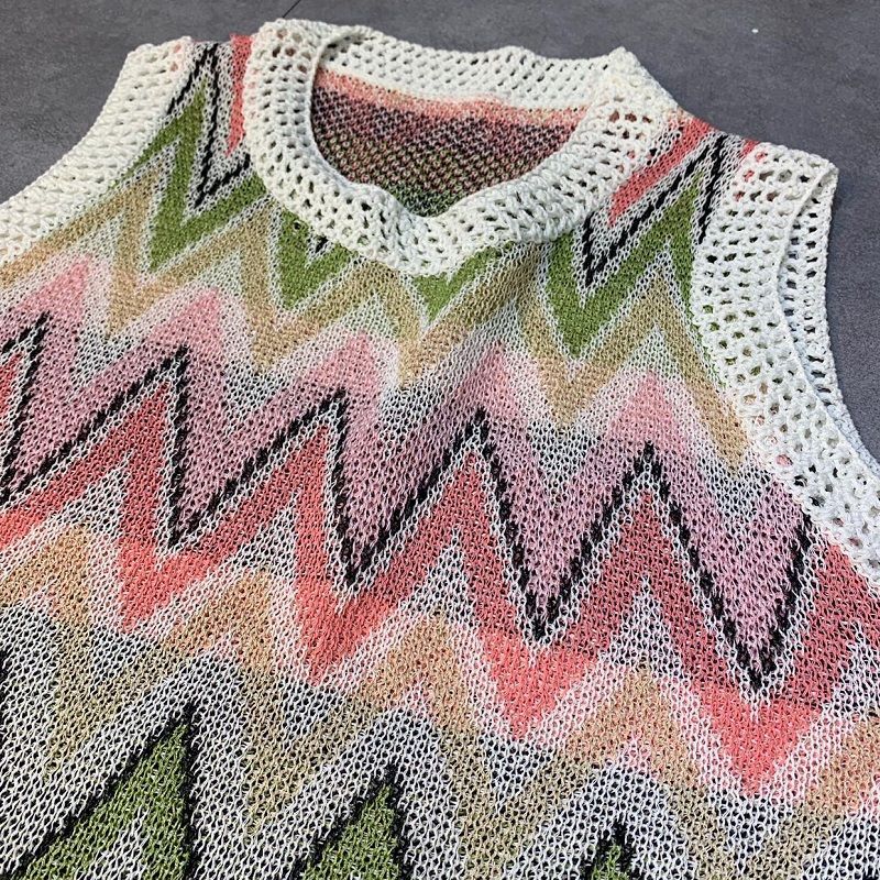 Robe Courte Femme – Maille Arc-en-Ciel et Style Patchwork