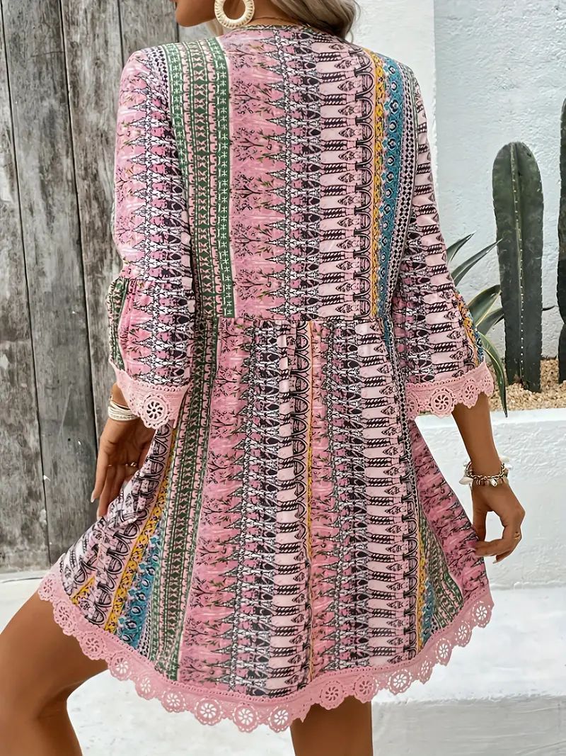 Robe Bohème Femme – Col V, Imprimé et Coupe Décontractée